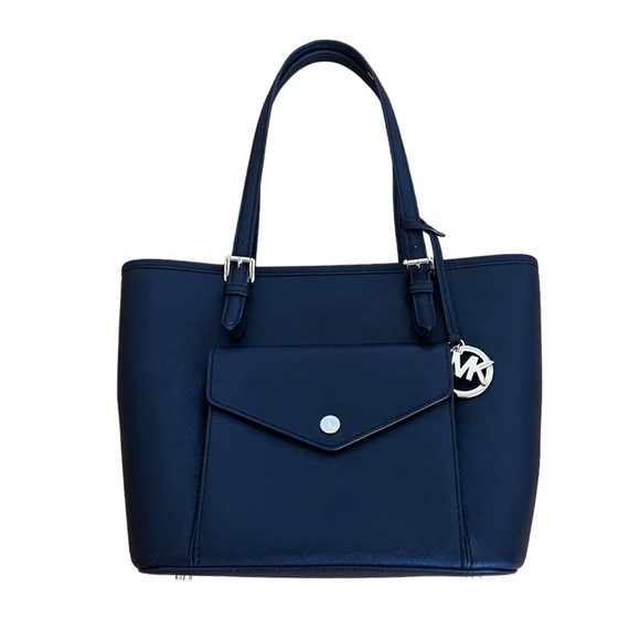 Michael Kors Handbags - Authentic Michael Kors Saffiano Leather Jet Set Tote with Pocket